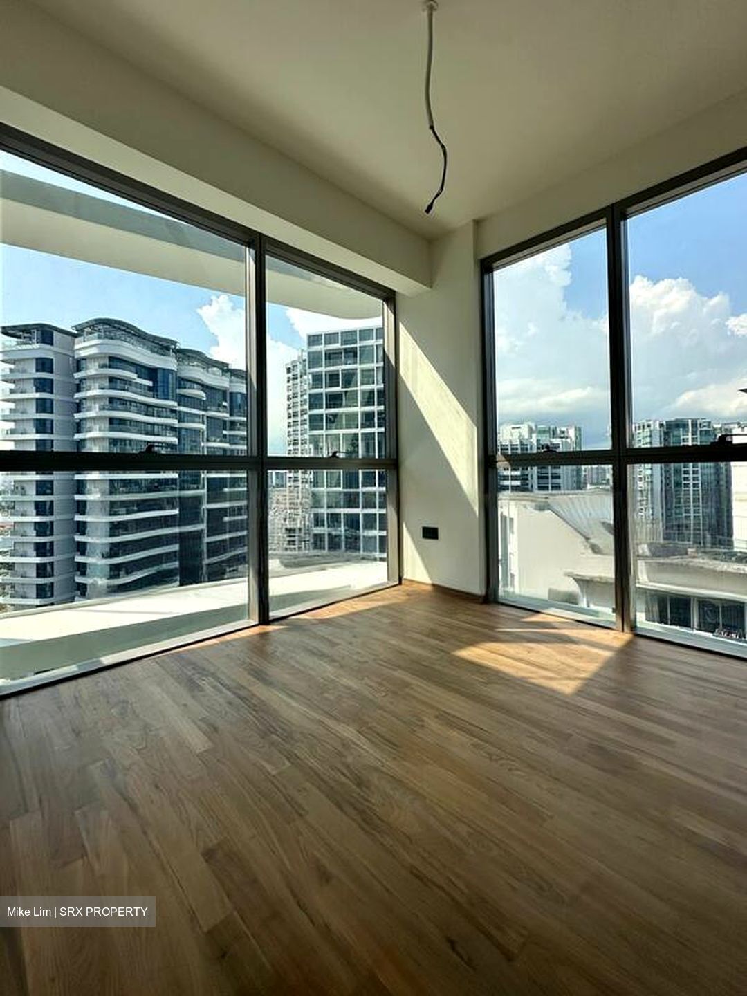 Coastline Residences (D15), Apartment #577344111